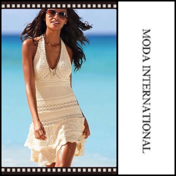 Moda International Dresses & Skirts - 👗MODA International Crochet Boho Halter Dress 👗
